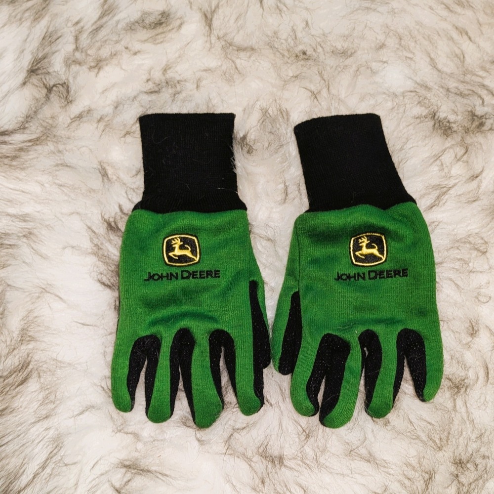 LP42386 John Deere Licensed Light-Duty Cotton Grip Gloves - Youth/Toddler